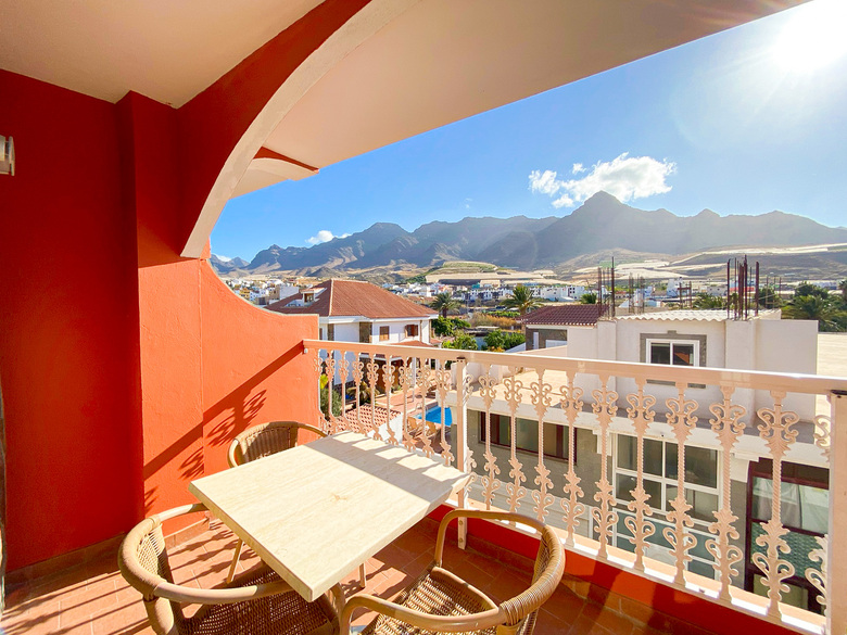 La Aldea Suites Hotel