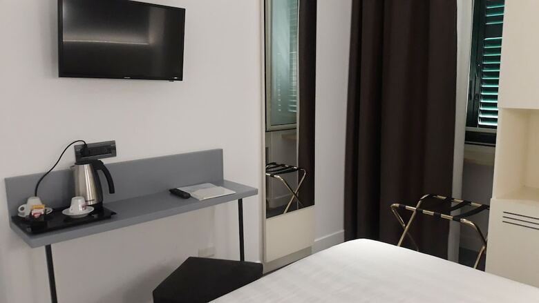 Hotel Crosti