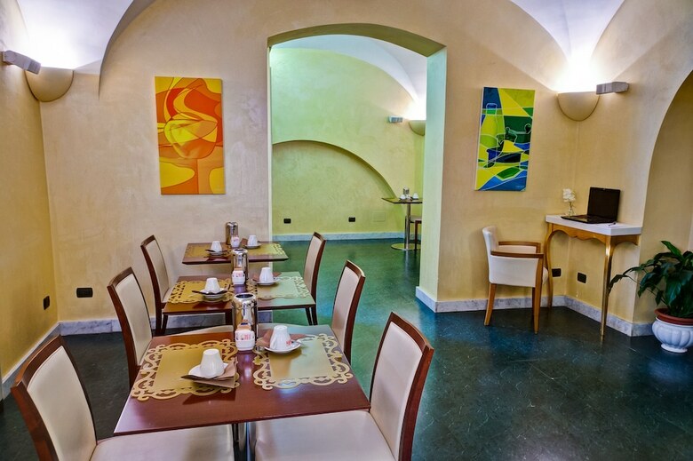 Hotel Crosti