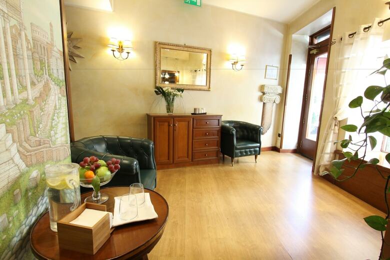 Hotel La Fenice