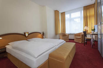 Hotel Kaiserhof Two By Centro Basic