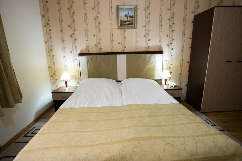 Hotel Rina Cerbul