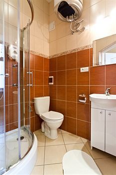 Enigma Hostel & Apartments