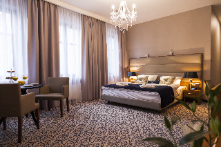 Excelsior Boutique Hotel