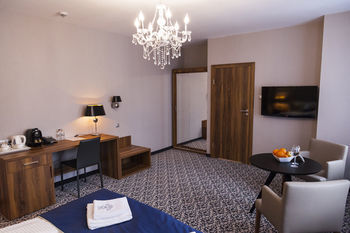 Excelsior Boutique Hotel