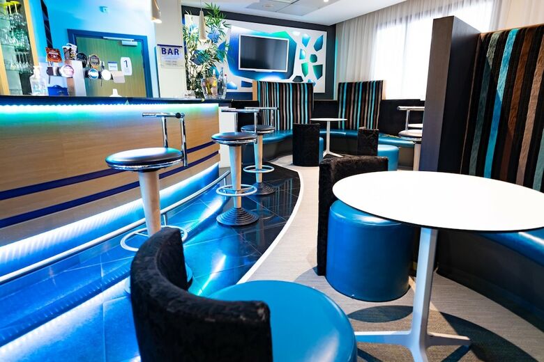 Hotel Holiday Inn Express Arras