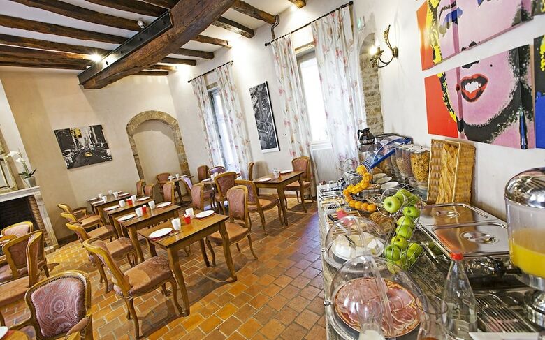 Hotel Athanor
