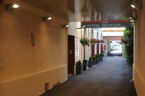 Brit Hotel Au Grand Saint Jean