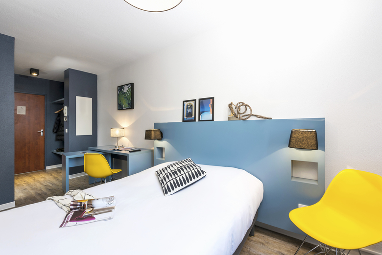 Residencia Teneo Suites