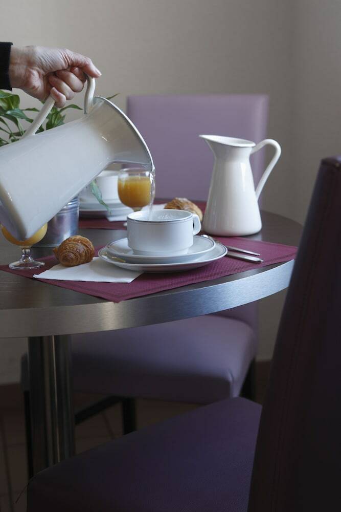 Hotel Adonis Carcassonne La Barbacane
