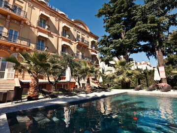 Golden Tulip Cannes Hotel De Paris