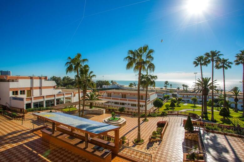 Hotel Club Almoggar