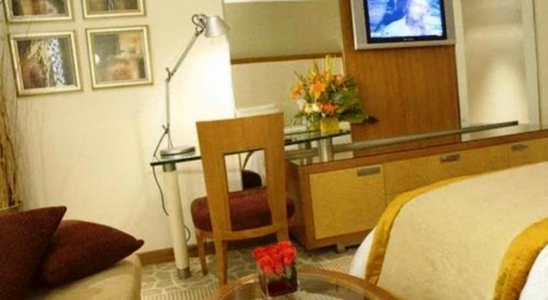 Hotel Golden Tulip Farah