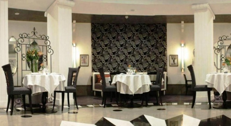 Hotel Golden Tulip Farah