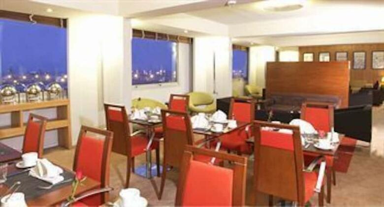 Hotel Golden Tulip Farah