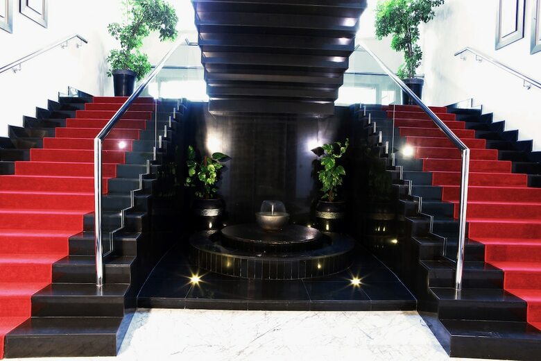 Hotel Golden Tulip Farah