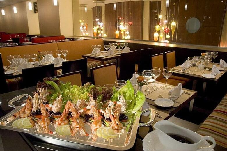 Hotel Golden Tulip Farah