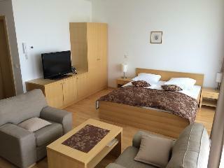 Aparthotel Gozdna Villa Mari