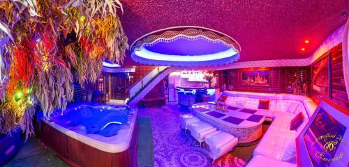 Hostal Smirnov Hotel