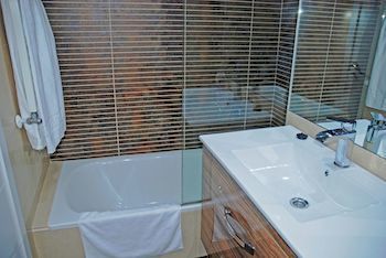 Apartamentos El Capricho De Madrid
