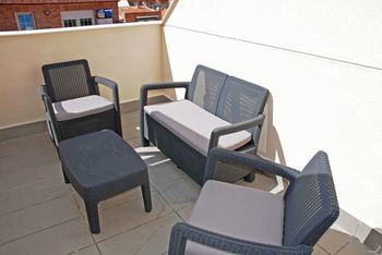 Apartamentos El Capricho De Madrid