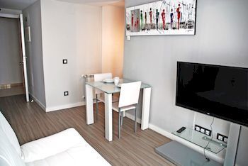 Apartamentos El Capricho De Madrid