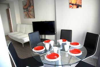 Apartamentos El Capricho De Madrid