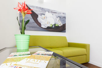 Almes Apartments