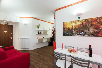 Almes Apartments