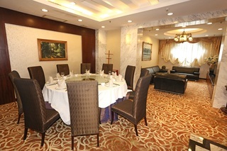 Grand Palace Hotel