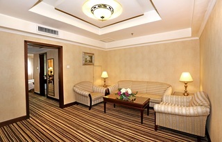 Grand Palace Hotel