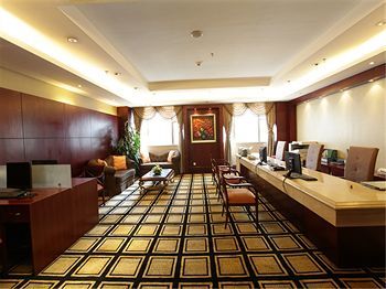 Grand Royal Hotel