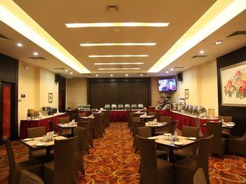 Hotel Landmark International