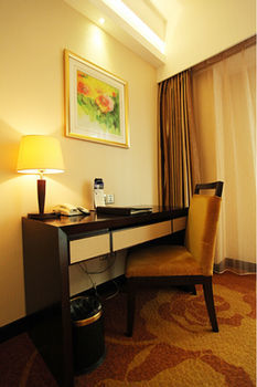 Hotel Landmark International