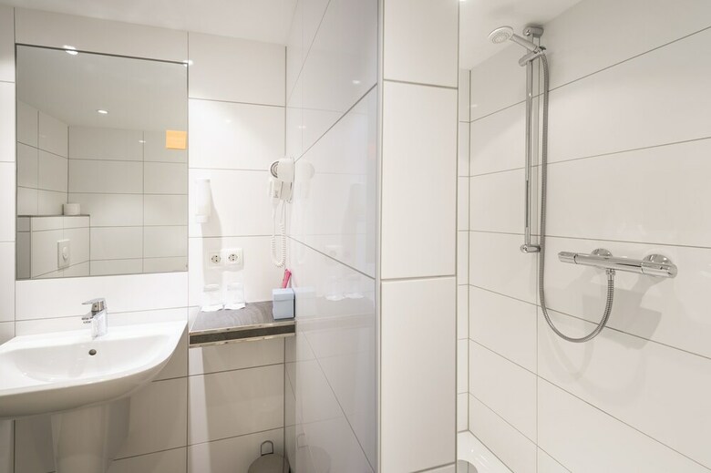 In-side Hotel