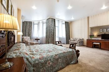 Dolphin Resort Hotel & Conference