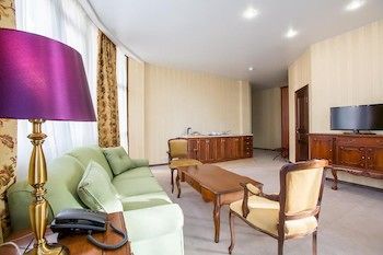 Dolphin Resort Hotel & Conference