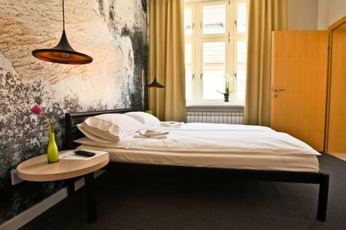 Sleep In Hostel & Apartments