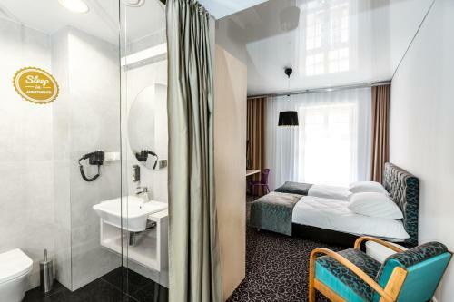 Sleep In Hostel & Apartments