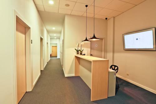 Sleep In Hostel & Apartments