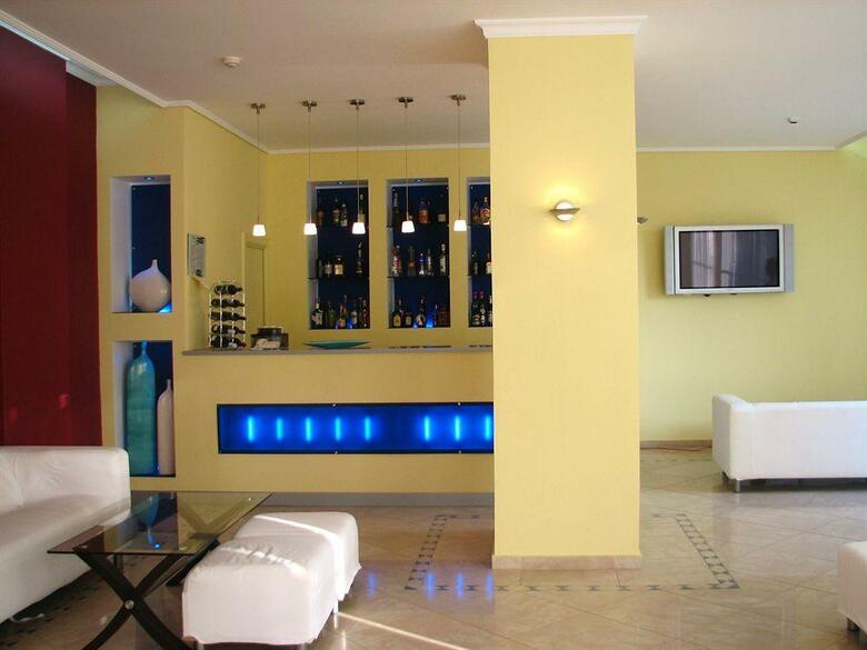 Hotel Apolo