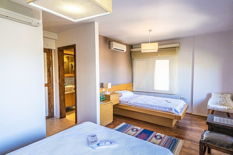 Apollon Hotel