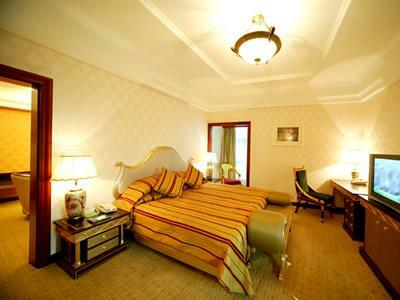 Hotel Pine City