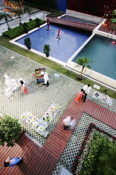 Hotel Radisson Pudong Century Park
