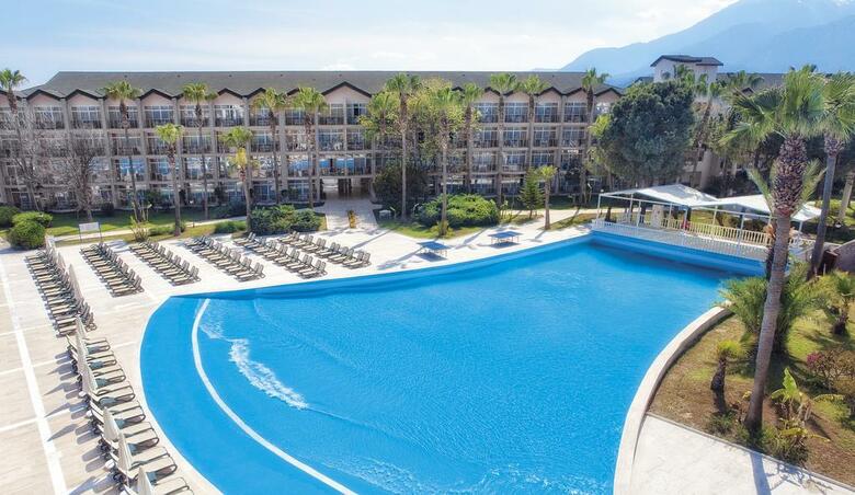 Alva Donna World Palace Hotel