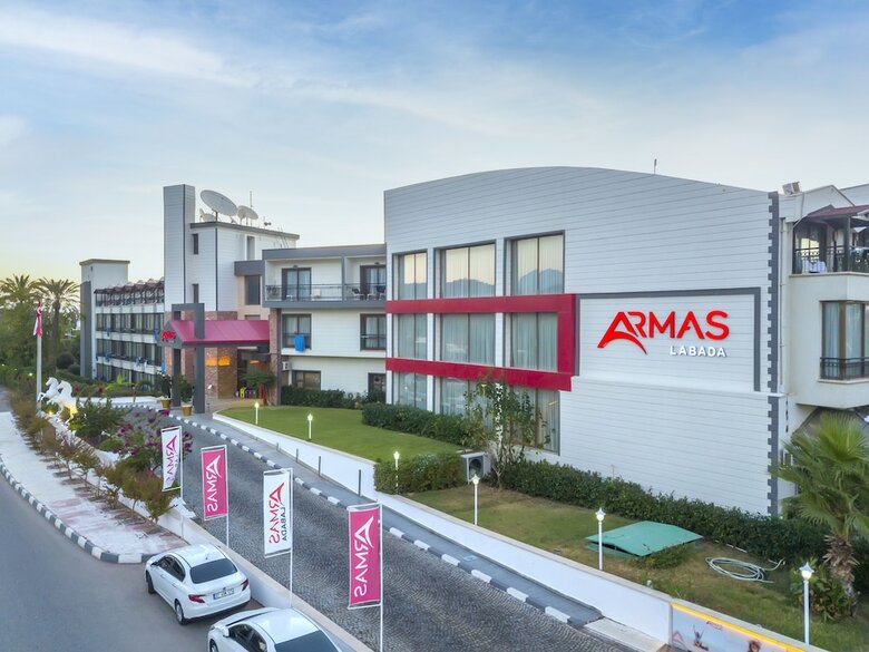 Hotel Armas Labada