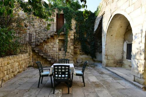 Esbelli Evi Cave Hotel
