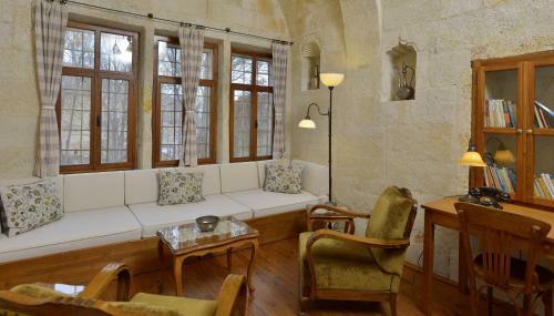 Esbelli Evi Cave Hotel