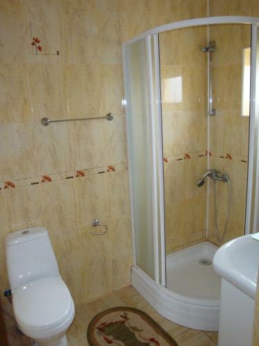 Hostal Vyshenka Guest House