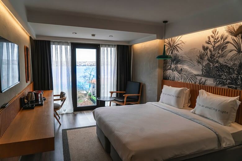 Zimmer Bosphorus Hotel